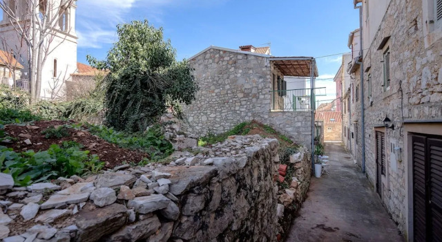 Apartments Lotti, Prenota Appartamento Stari Grad 