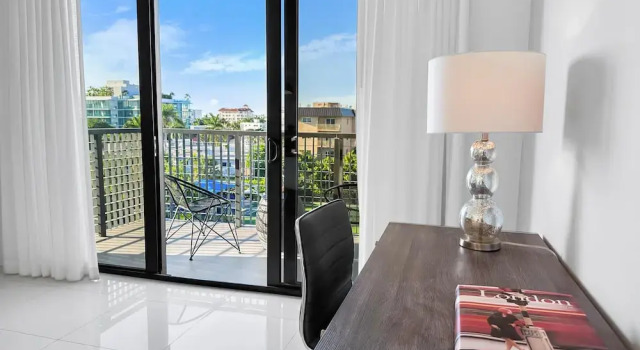 Апартаменты c 1 комнатой с балконом Bay Breeze Premium Apartments by Eskape Collection