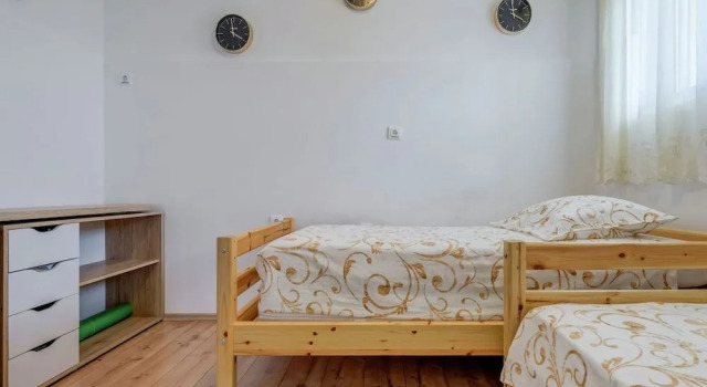 Holiday House Near Split, Book Hotel Hoteller i Solin med pool, Swimmingpool