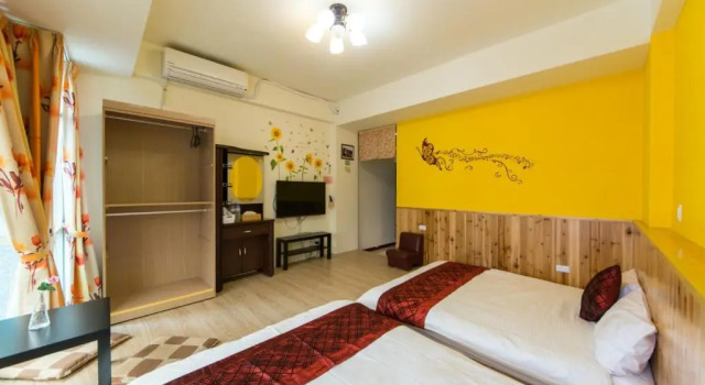 25 Street B&B