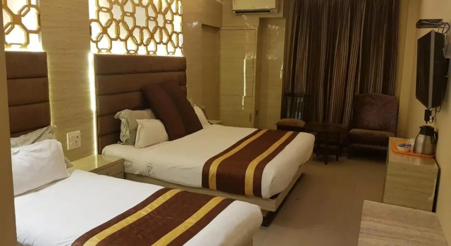 Люкс Hotel CJ International