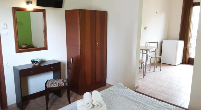 Трёхместный номер Standard с видом на горы Poseidon Rooms