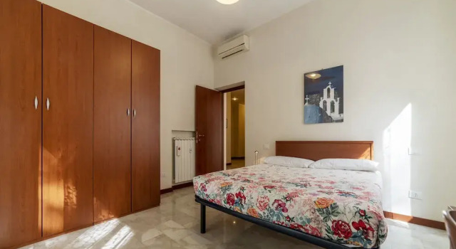 Апартаменты с 4 комнатами с балконом Piazza Re di Roma Apartment