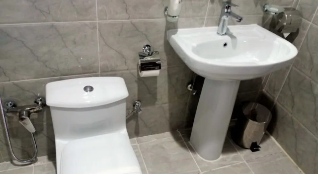 Al Alamein Suites, Buchen Sie Ferienwohnung Hotels in Provinz Tabuk mit Parkplatz, Parkplätze