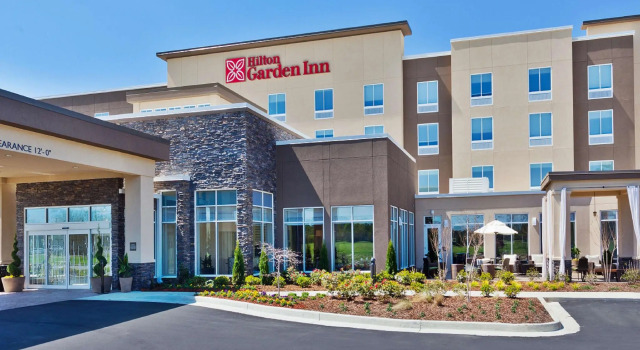 Кровать в общем номере Hilton Garden Inn Montgomery - EastChase