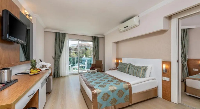 Семейный номер Standard с балконом Annabella Diamond Hotel - All Inclusive