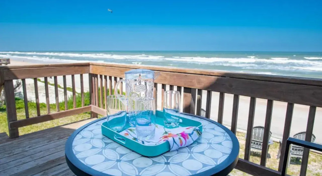Коттедж Ocean Spray Beach House