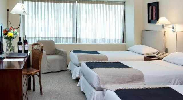 Трёхместный номер Standard Almacruz Hotel