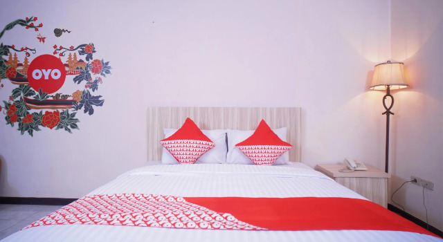 Люкс OYO 142 Hotel Al Furqon Syariah