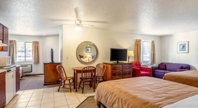 Люкс Quality Inn Keystone near Mount Rushmore