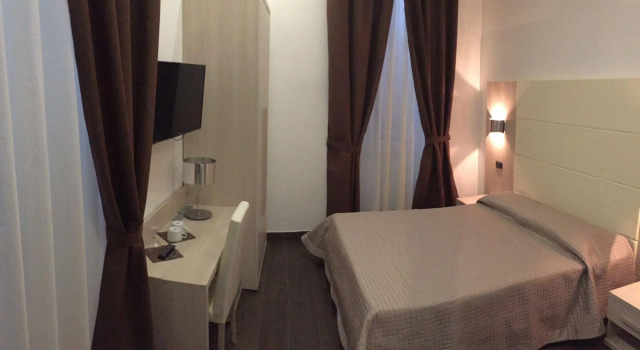 Four Rivers Suites, Boek Hotel Hotels in Lazio met parkeren, Parkeren
