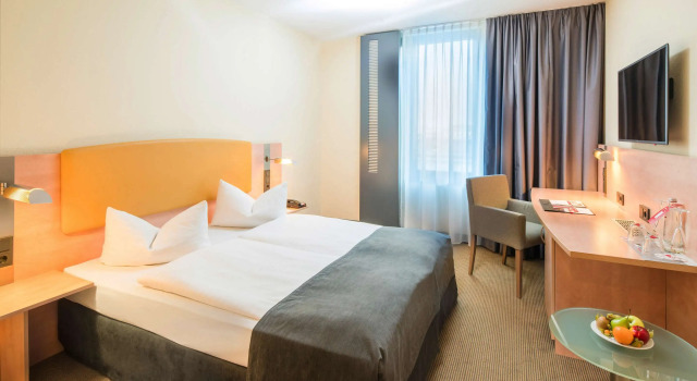Двухместный номер Business IntercityHotel Hamburg Hauptbahnhof