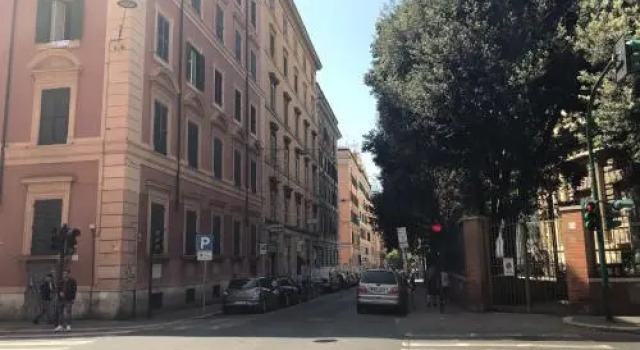 Colosseo Roma, Забронировать Отель Вокзал Термини , рядом с Вокзал Термини