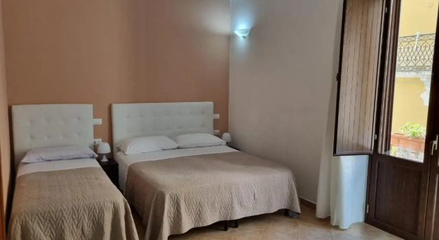 Двухместный номер Standard с балконом La Trinacria Rooms