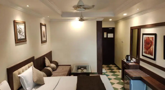 Executive Kahden hengen huone Hotel Pushpak