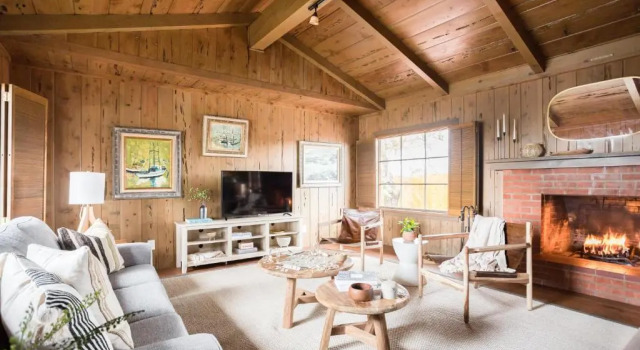 Robin - Retro Cabin w Spacious Backyard in Beautiful Encinitas, Забронировать Отель Энсинитас San Diego County, рядом с Beacon Beach