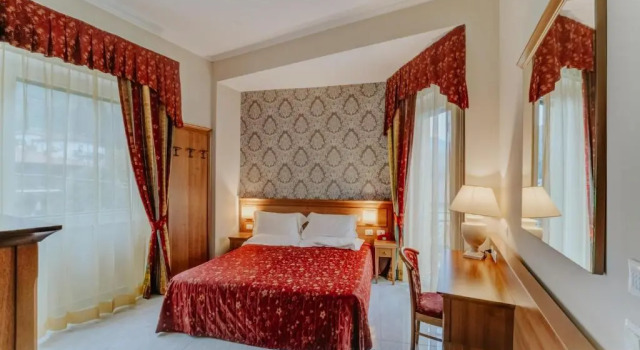 Двухместный номер Standard Hotel Flora