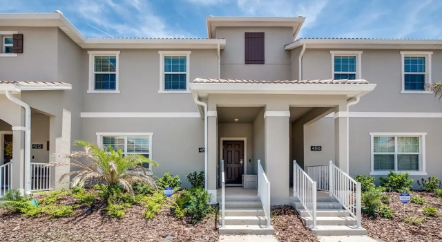 Stylish Home w/ Private Pool, 10 Min. From Disney!