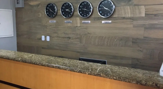 Carlton Express - Antigo Plaza Hotel, Забронировать Отель Недорогие отели Сан-Жозе-дус-Кампуса, недорого