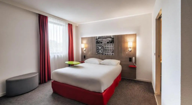 Четырёхместный номер Standard ibis Styles Toulouse Cite Espace