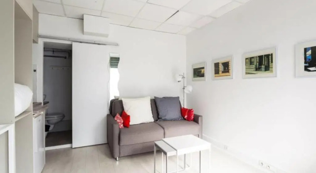 Small Is Beautiful Ideally Located Sleeps 4, Забронировать Апартаменты/квартира Апартаменты Парижа, рядом с Пон-Кардинет, Апартаменты/квартира