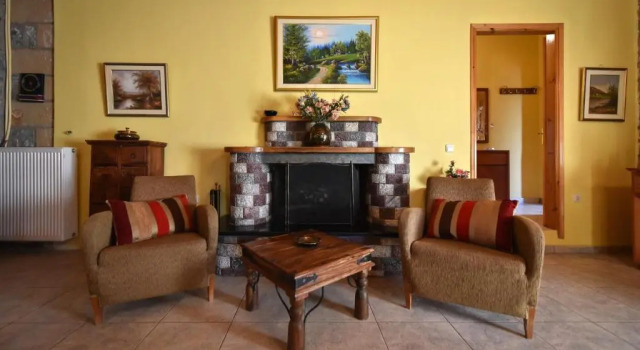 Villa Onar a stone house with amazing view, Book Villa Cottages in Lakonia, Cottage
