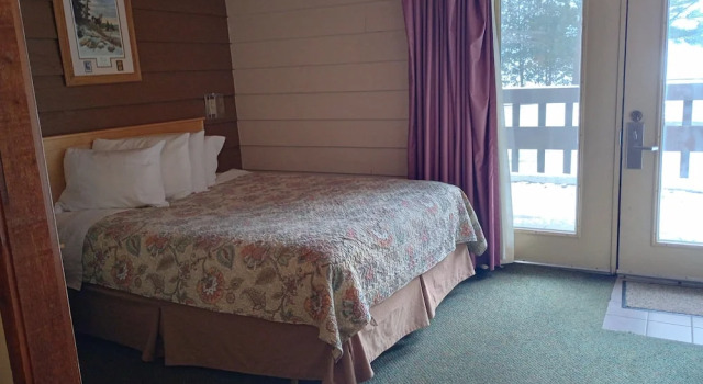 Номер Standard с видом на озеро Centerstone Resort Lake-Aire