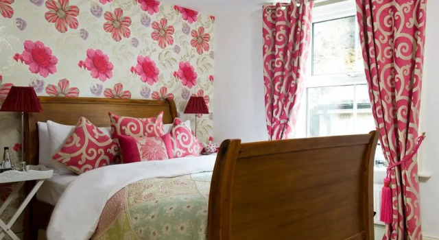 Teardrop Cottage, Reservar Casa de férias Moradias em Merseyside, Vila