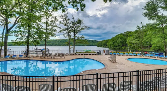 Апартаменты Hot Tub & Community Perks: Big Boulder Lake Escape