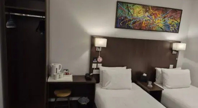 Номер Executive London City Airport Hotel