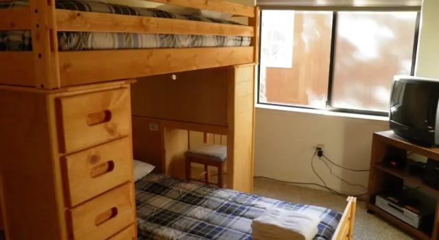 Pet Friendly, Covered Hot Tub, Walk To The Beach