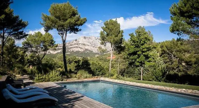 Squarebreak - Villa facing the Sainte-Victoire, Забронировать Вилла Ле-Толоне Буш-дю-Рон