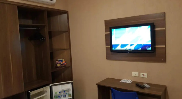 Трёхместный номер Standard Astro Hotel