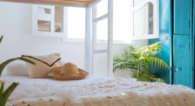 Кровать в общем номере Blue Waves Surf House - Anza I