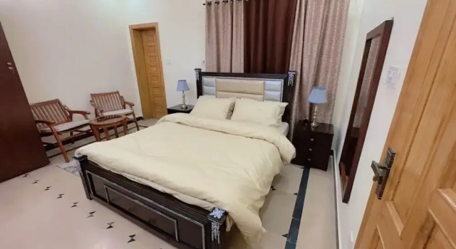 Roomi Guest House