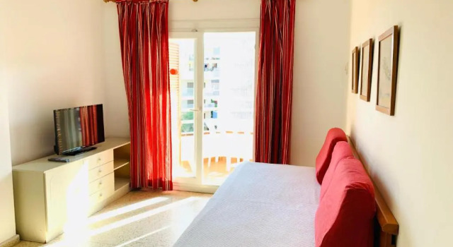 Апартаменты с видом на бассейн Eva Aparthotel