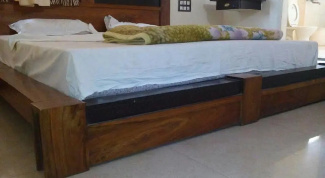 Krishnapatnam Grand Inn, Rezerwuj Hotel Hotele w Andhra Pradesh z parkingiem, Parking