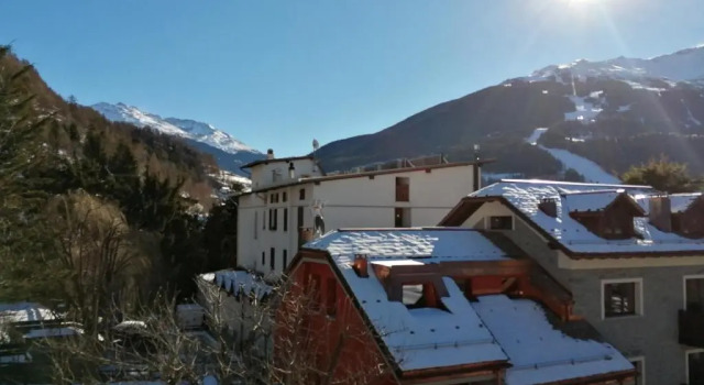 Bormio Little house, Забронировать Отель Отели Бормио с парковкой, рядом с Подъемник Бормио 2000, Парковка