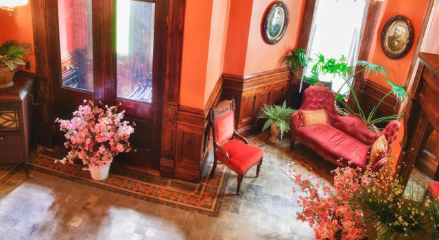 Whiskey Mansion, Book Hotel Hoteller i St. Joseph med parkering, Parkering