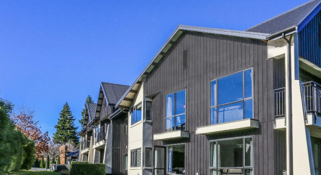 Village Lake Apartments