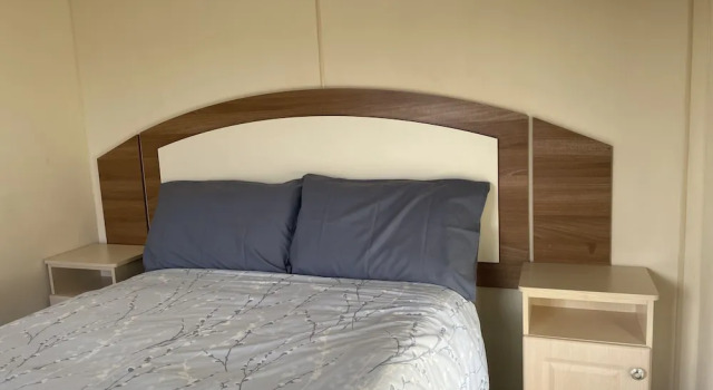 Captivating 2-bed Caravan in Clacton-on-sea