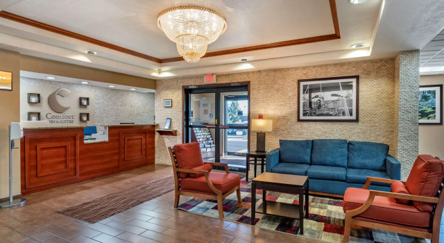 Comfort Inn & Suites Dayton Northwest - Englewood