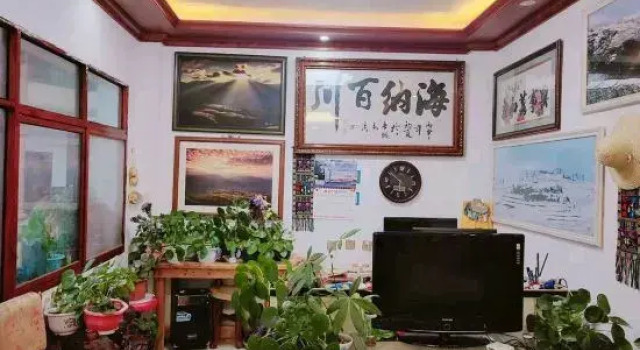 Red Clay People's Hotel, Rezerwuj Hotel Hotele w Kunming z parkingiem, Parking