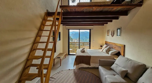 Estudios no Capivari by The Lodges