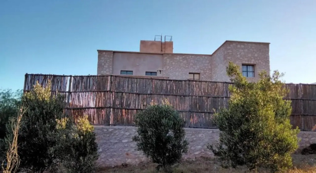 Villa avec piscine et sans vis-à-vis, Забронировать Вилла Отели Марракеш-Тенсифт-Эль-Хауз с парковкой, Парковка
