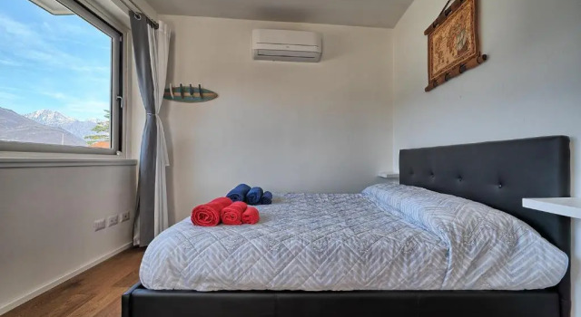 Апартаменты с балконом Marina Apartments
