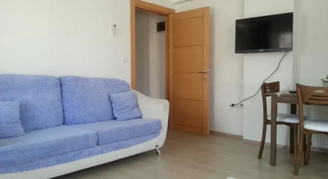 Cicekli Bahce Evleri