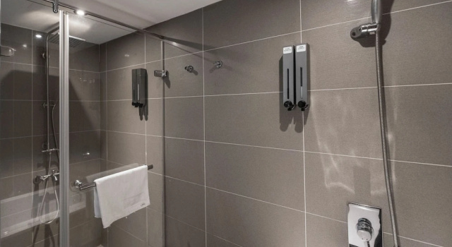 Четырёхместный семейный номер Standard Saual Keh Hotel