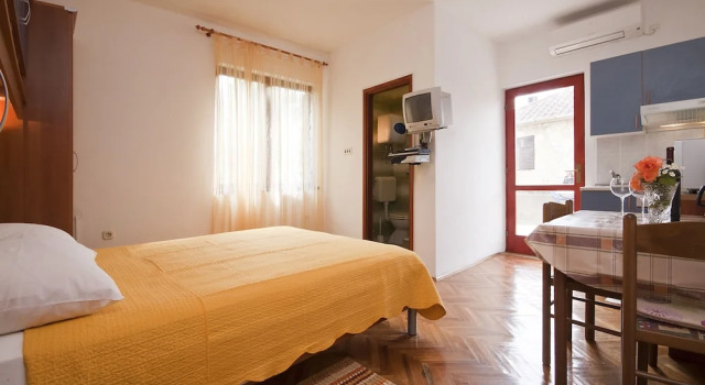 Студия Apartments Valentina-B