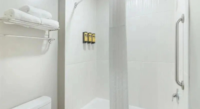 Шестиместный полулюкс Best Western Plus Edinburg Inn & Suites